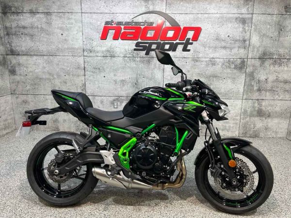CS-24146 Neuf KAWASAKI Z650  2025 a vendre 1