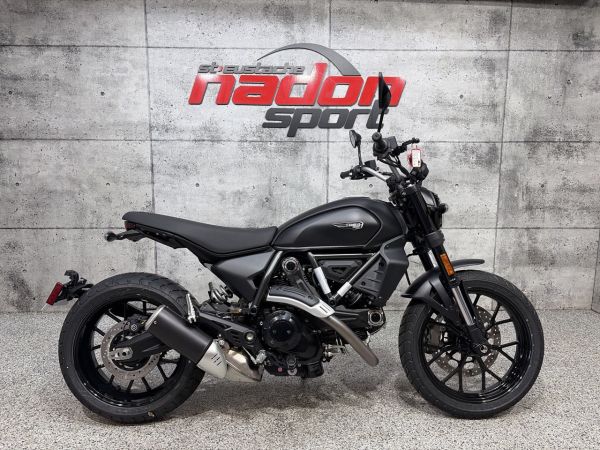 DUCATI Scrambler 800 Icon Dark 2026