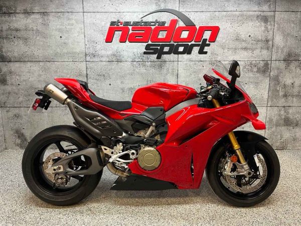 CS-24037 Neuf DUCATI Panigale V4 S  2025 a vendre 1