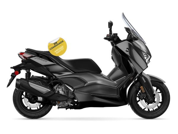CS-24345 Neuf YAMAHA XMAX  2025 a vendre 1
