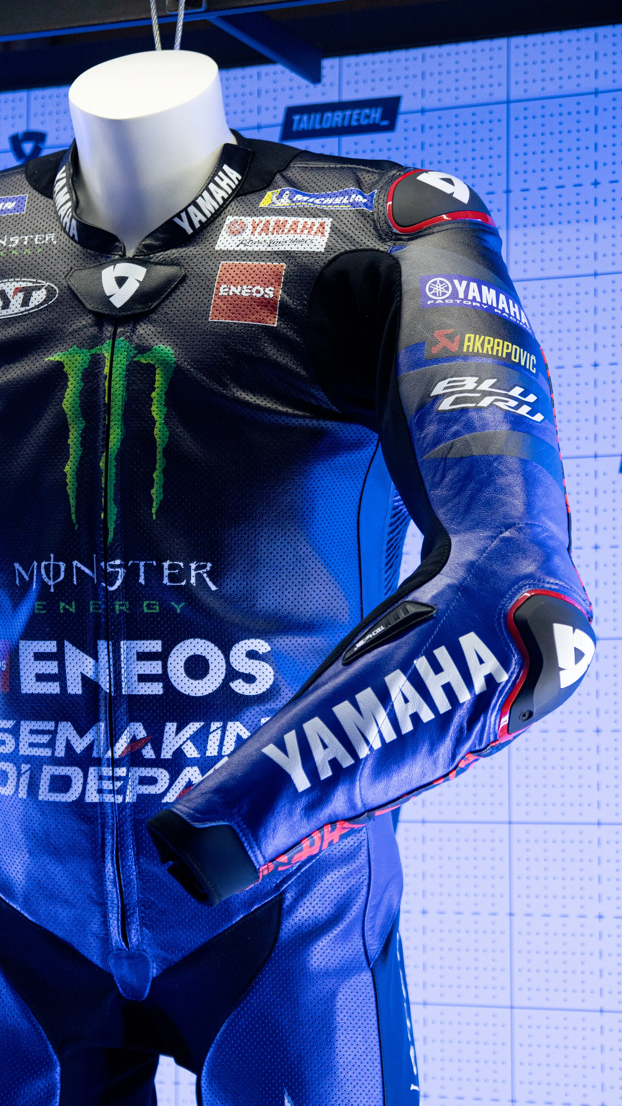 Guide complet : Tout comprendre sur TailorTech – Combinaisons moto personnalisées au Québec