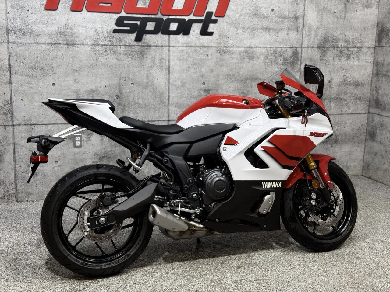 YAMAHA YZF-R7 2026 - CS-25220