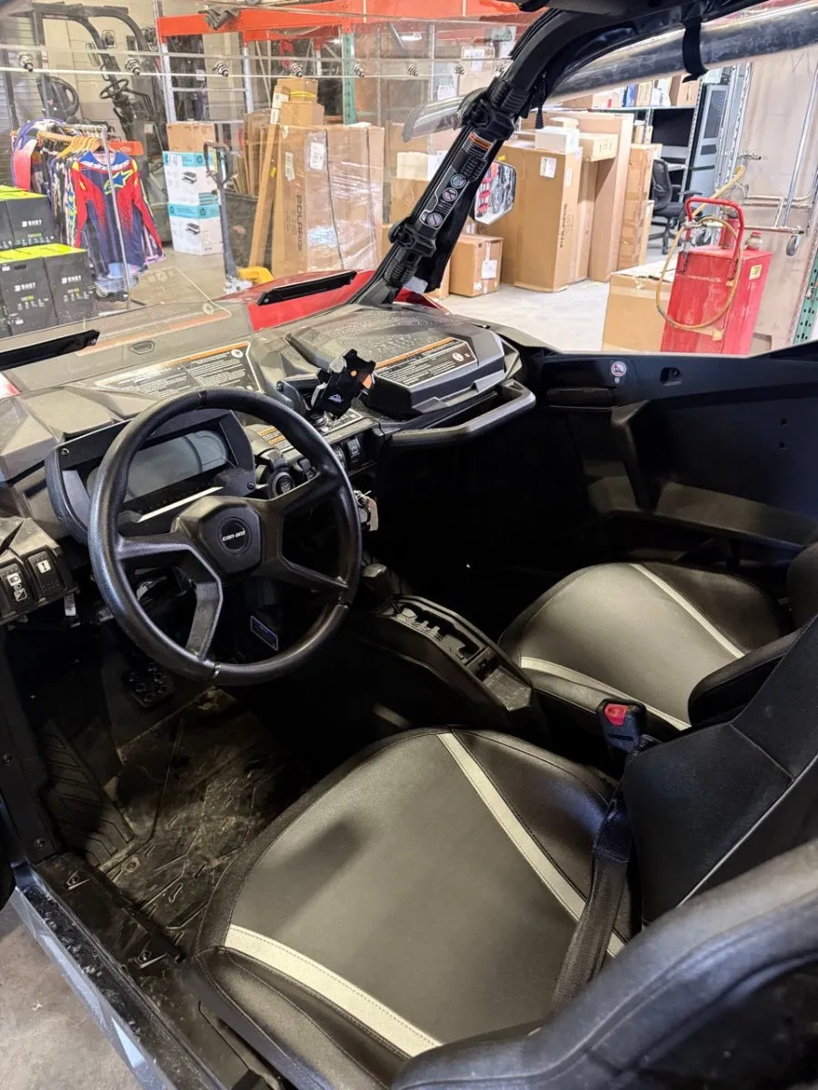 CAN-AM COMMANDER 700XT 2026 - CS-26120