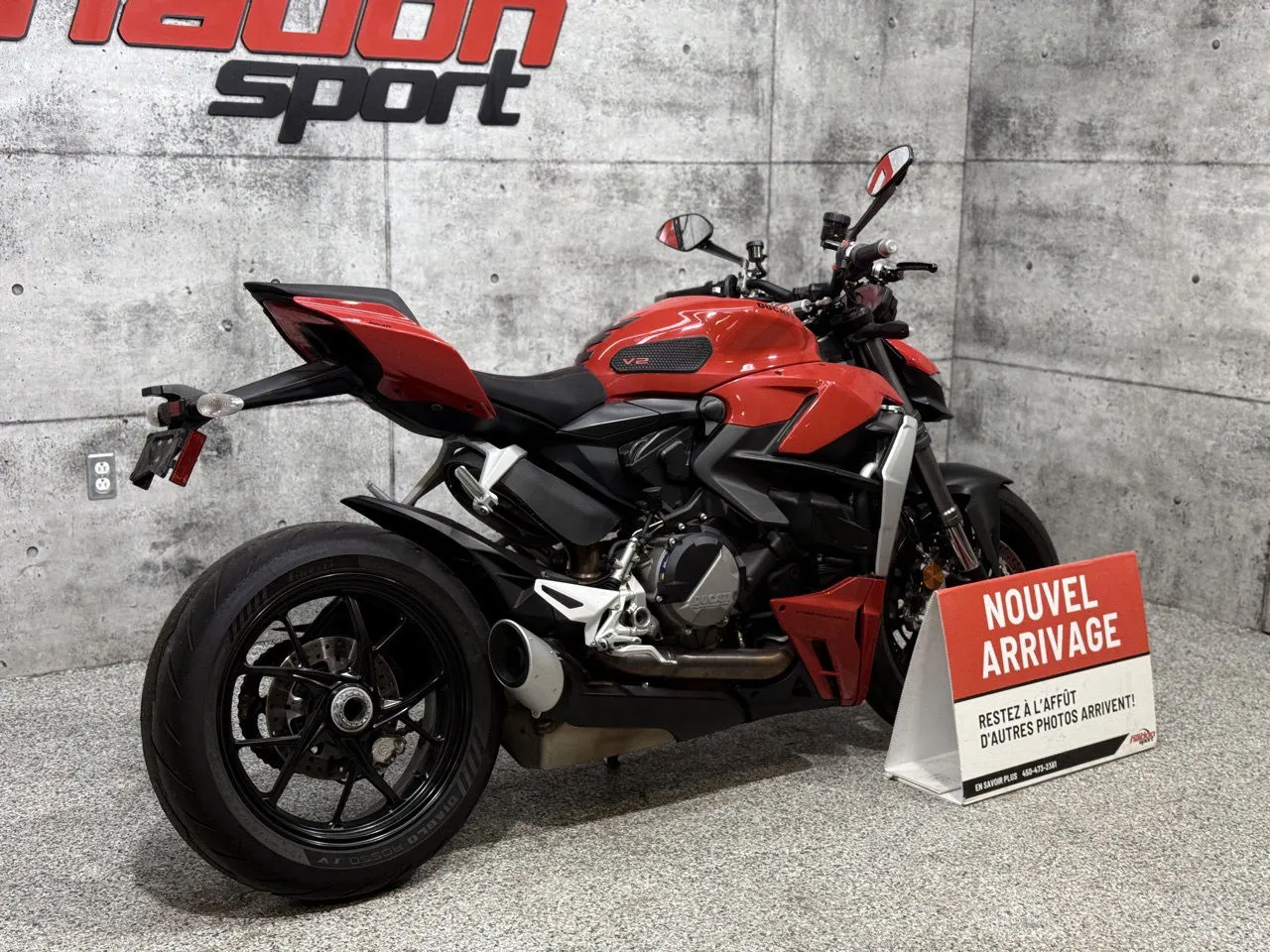 DUCATI  2022 - CS-26128