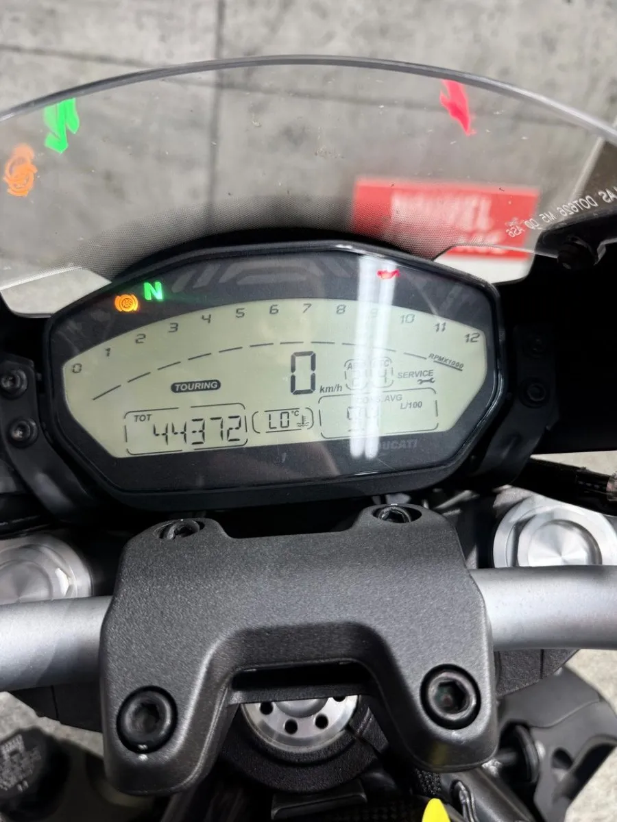DUCATI MONSTER 821 2016 - CS-26137