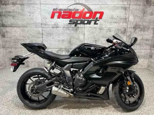 CS-24361 Neuf YAMAHA YZF-R7  2025 a vendre 1
