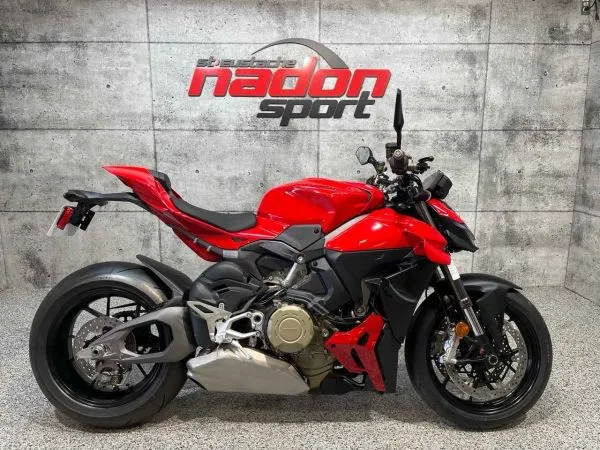 DUCATI 2025 STREETFIGHTER V4 3G (promo 1000.00 inclus)