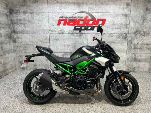 CS-24620 Neuf KAWASAKI Z900  2025 a vendre 1
