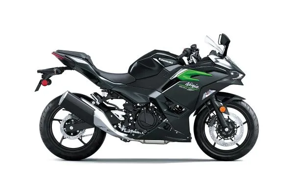 KAWASAKI 2025 Ninja 500 (promo 400.00 inclus)