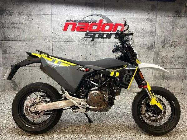HUSQVARNA 2024 SUPERMOTO 701
