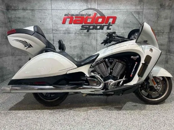 CS-24371 Occasion VICTORY VISION TOUR 2014 a vendre 1