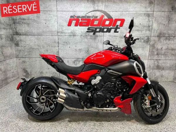 DUCATI DIAVEL V4 2025