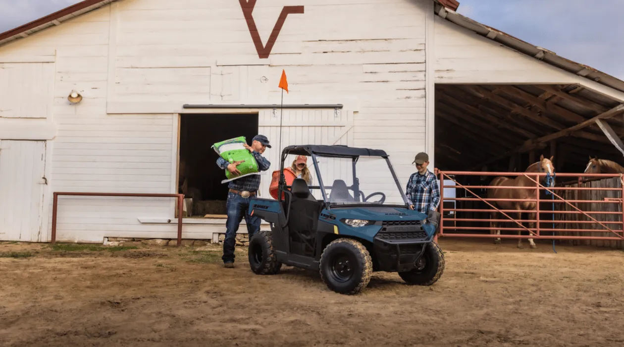 Polaris Ranger 150 EFI 2026 pour jeunes conducteurs, v&eacute;hicule tout-terrain s&eacute;curitaire Polaris
