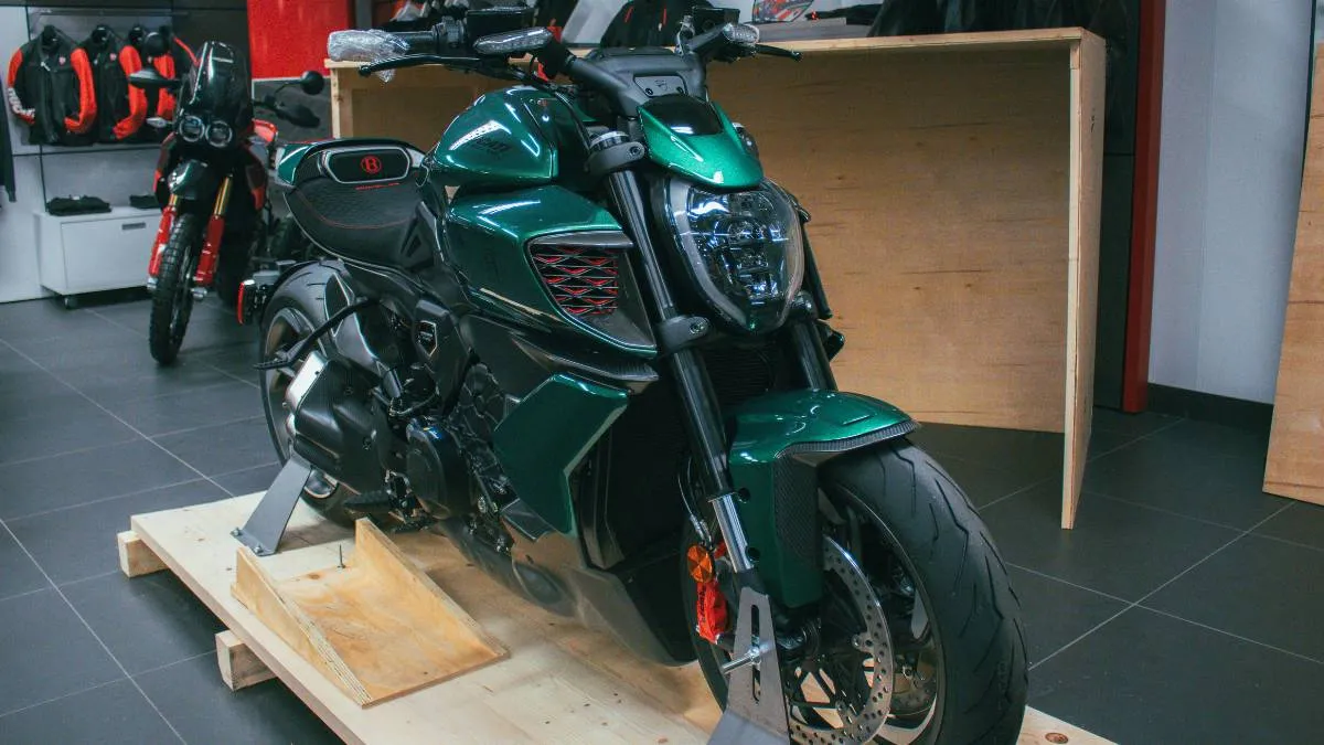 ducati tourisme, moto tourisme neuf, moto ducati, multistrada, diavel, multistrada rally, xdiavel, nadon sport, v4 pikes peak, multistrada ducati, multistrada v4, multistrada v2, v4 granturismo, ducati superbike, diavel v4 2025, sport-cruiser ducati, diav