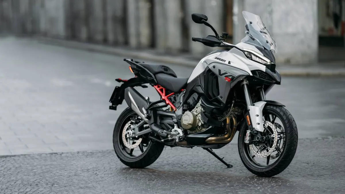 ducati tourisme, moto tourisme neuf, moto ducati, multistrada, diavel, multistrada rally, xdiavel, nadon sport, v4 pikes peak, multistrada ducati, multistrada v4, multistrada v2, v4 granturismo, ducati superbike, diavel v4 2025, sport-cruiser ducati, diav